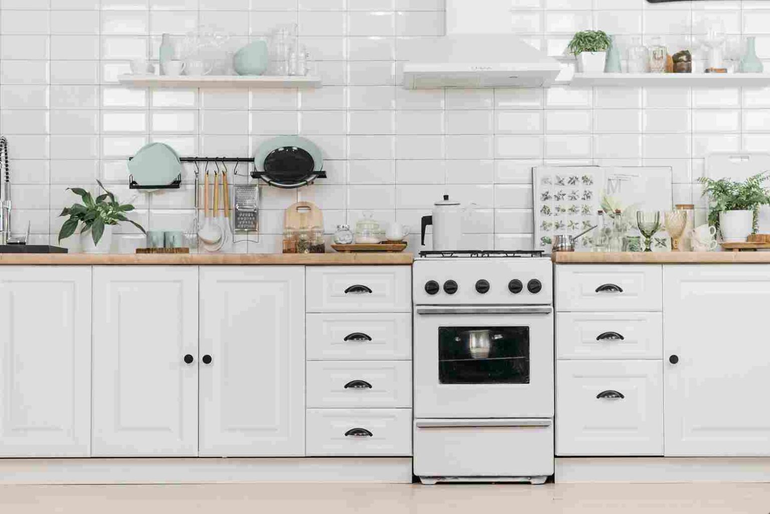 Do White Kitchen Turn Yellow? (Explained)