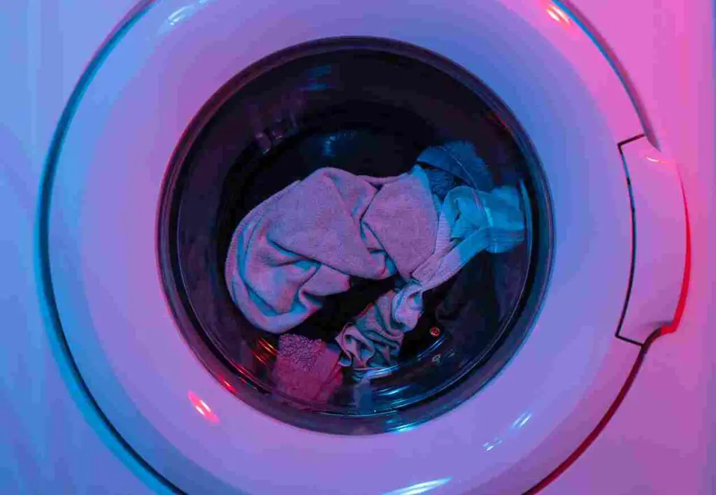 Do Washing Machine Agitators Ruin Clothes?