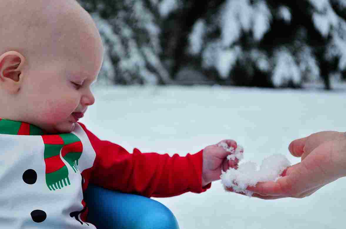 Do Quartz Countertops Feel Cold? (Explained)